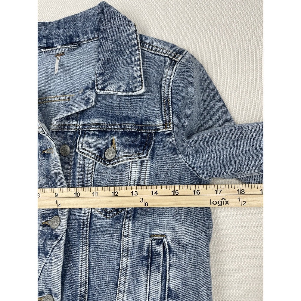 Free People Women's X-Small‎ Distressed Trucker Jean Jacket Button Distressed - Picture 3 of 8